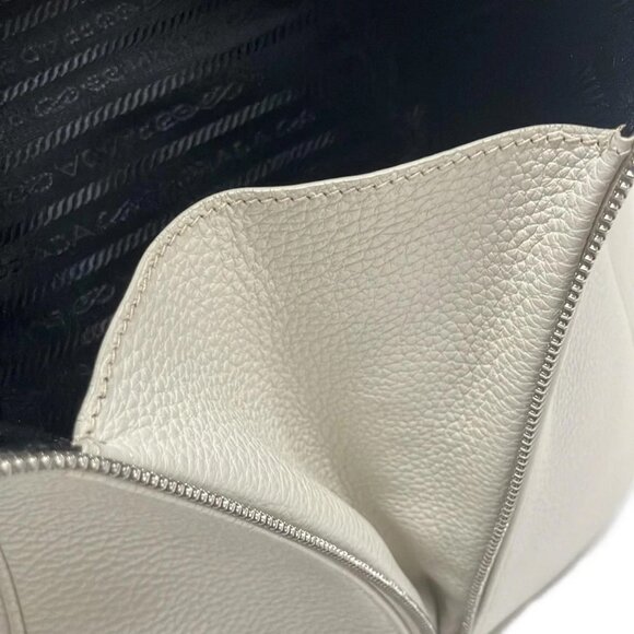 Auth PRADA - 2VZ099 Talco (Ivory) Vittello Dino leather Backpack - Picture 16 of 16